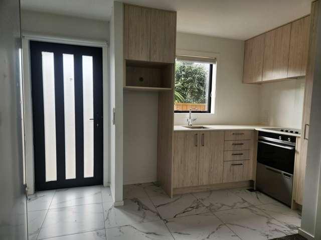 Townhouse for sale in Sunnyvale, Henderson-Massey