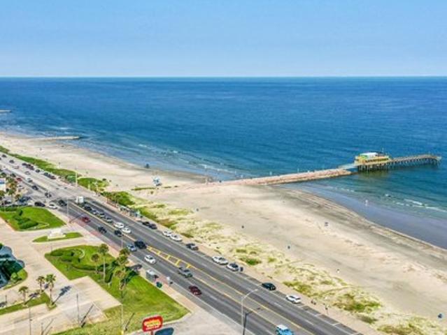 Condo for sale in Galveston, Texas