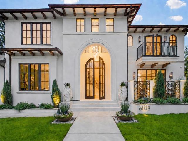 House for sale in Dallas, Texas