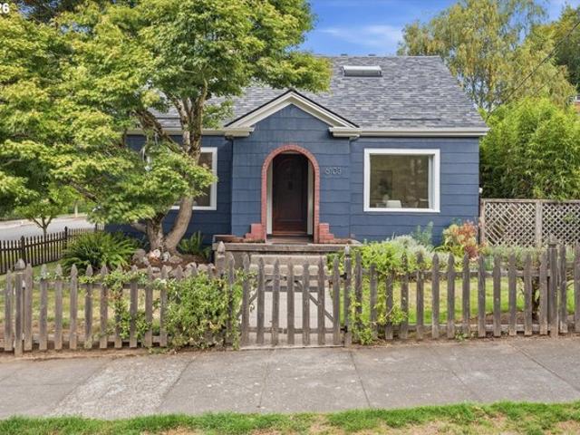 House for sale in Oregonia