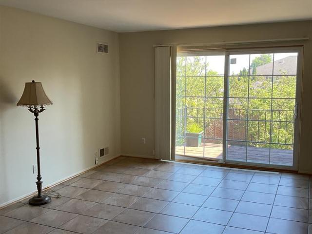 Condo for sale in West Bloomfield, Michigan