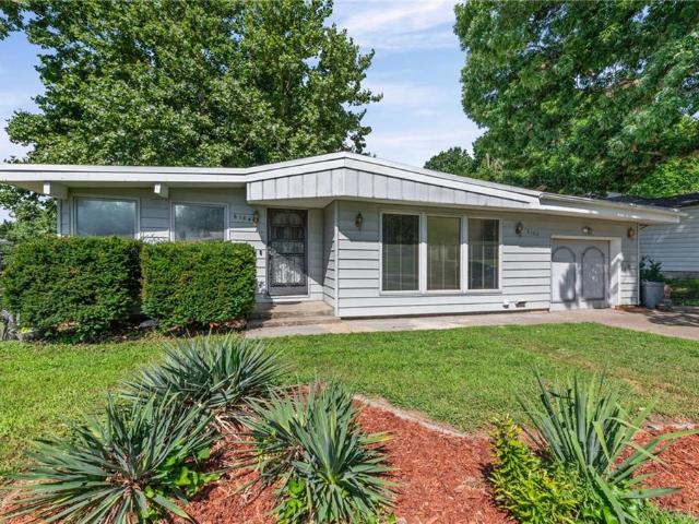 House for sale in Gladstone, Missouri