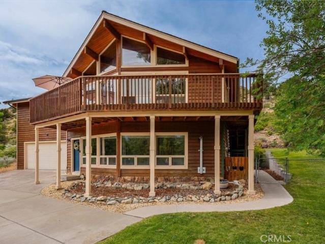 House for sale in Weed, California