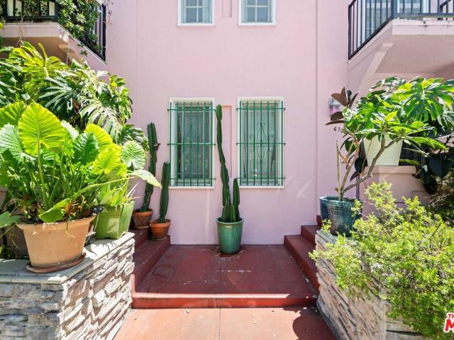 House for sale in Canoga Park, California