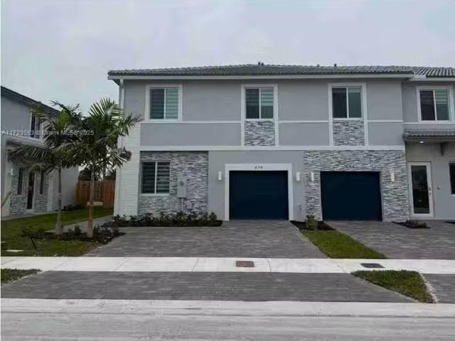 Condo for rent in Homestead