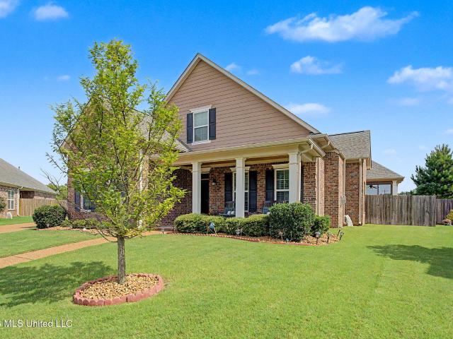 House for sale in Nesbit, Mississippi