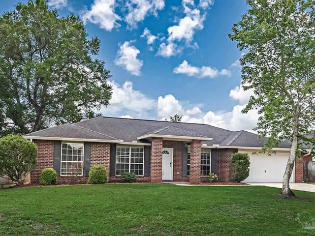 House for sale in Pace, Florida