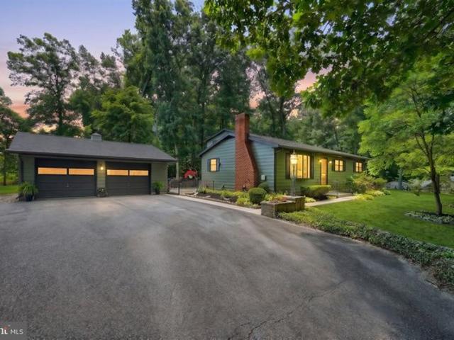 House for sale in Spring Grove, Pennsylvania