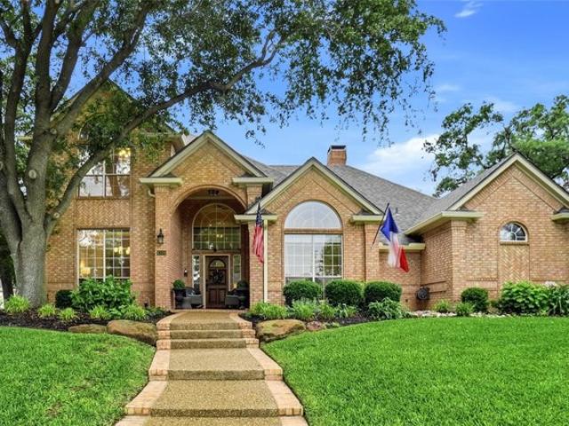 House for sale in Colleyville, Texas