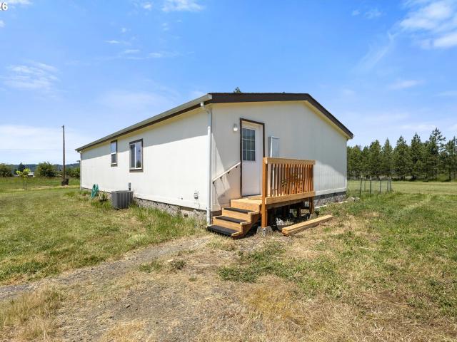 House for sale in Oregonia