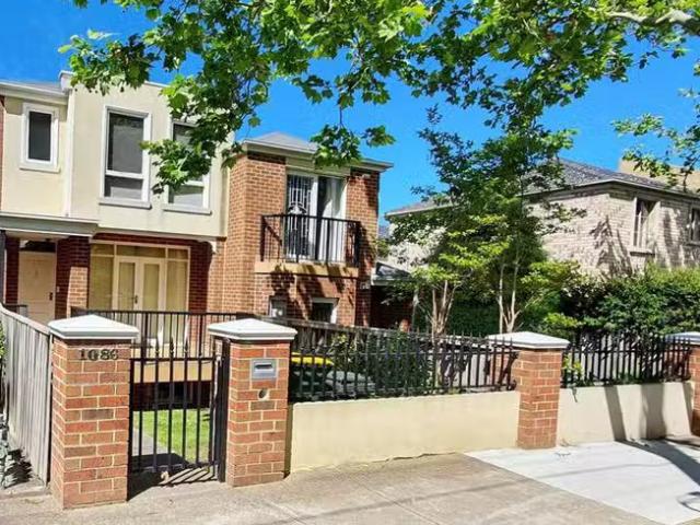 House for rent in Box Hill