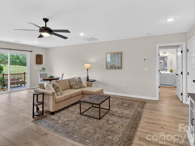 House for sale in Olive Branch, Marshville