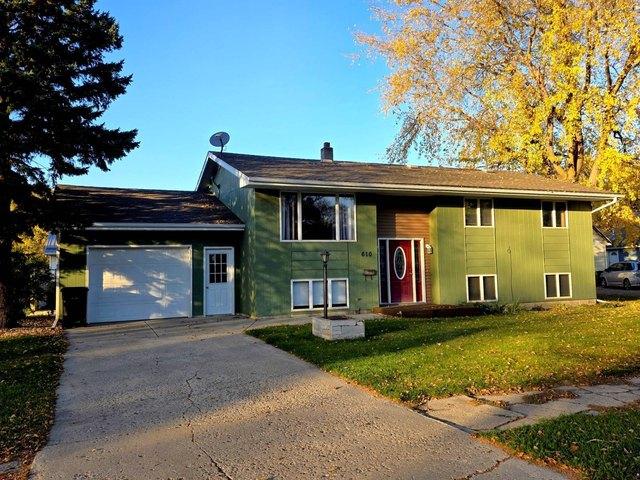 House for sale in Schultz Trailer Park, Wheaton