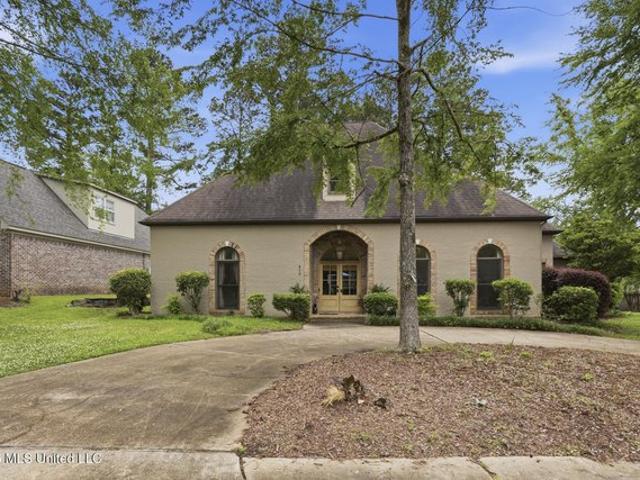 House for sale in Ridgeland, Mississippi