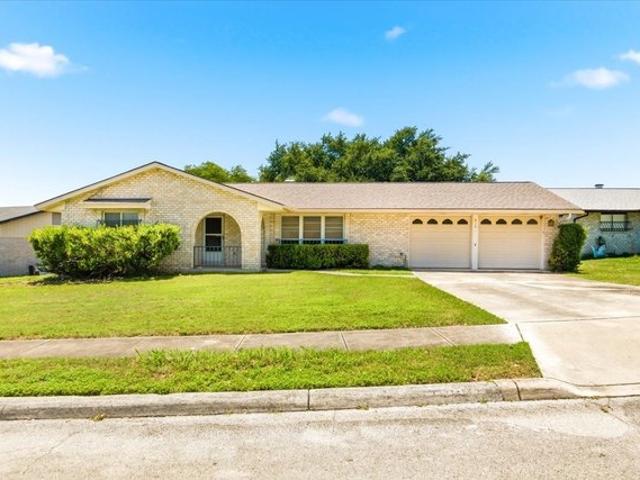 House for sale in Universal City, Texas