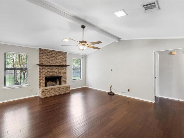 House for sale in Hewitt