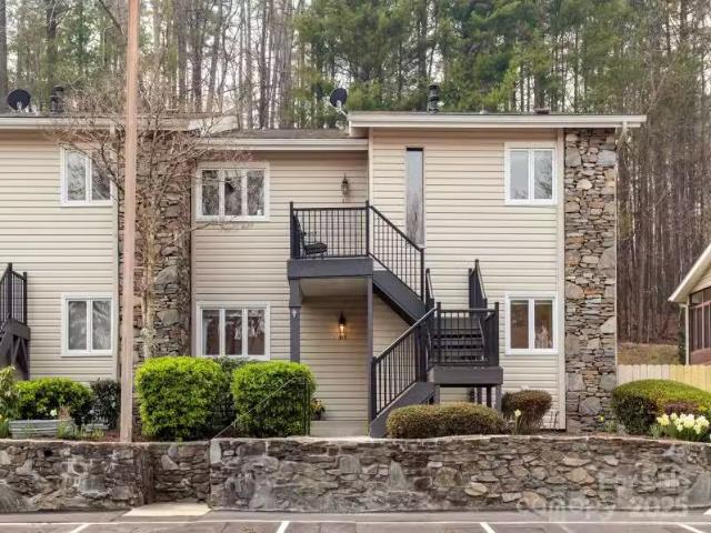 Condo for sale in Hendersonville Condo for sale in Hendersonville