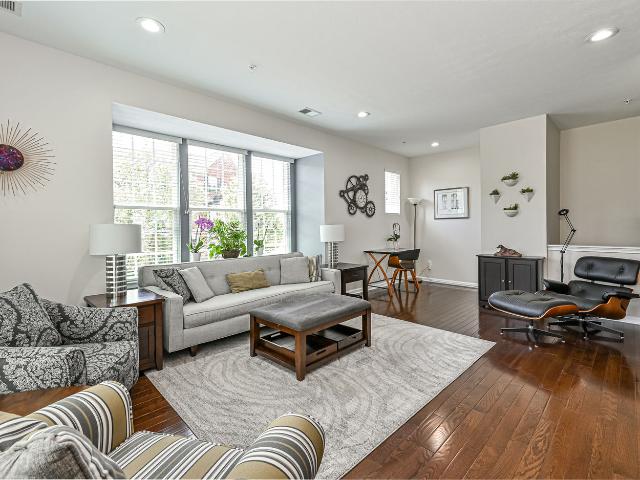 Townhouse for sale in Wexford, Pennsylvania