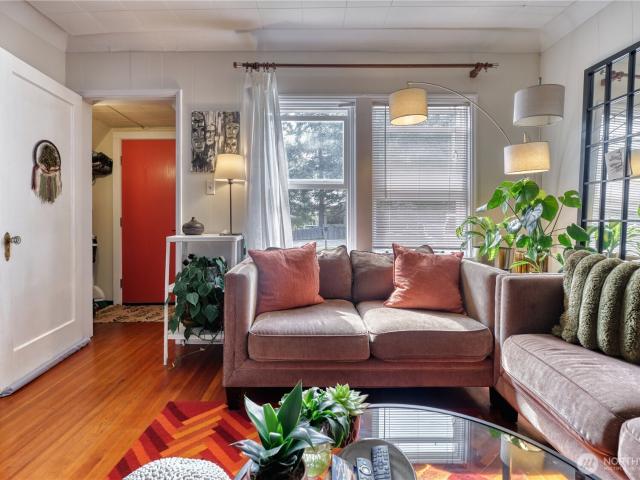 House for sale in Point Roberts, Washington
