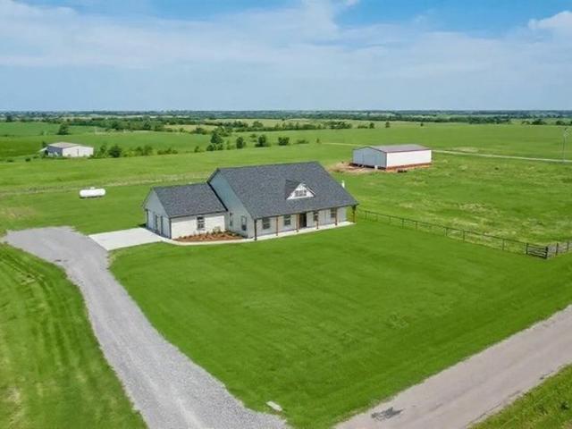 House for sale in Minco, Oklahoma