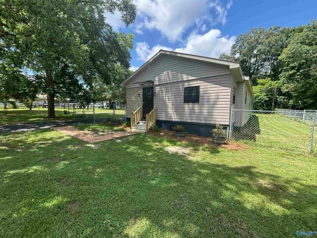 House for sale in Etowah, Alabama