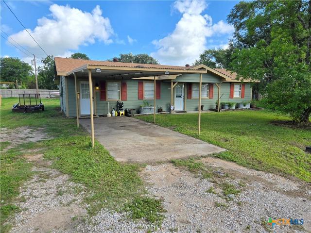House for sale in Edna, Texas