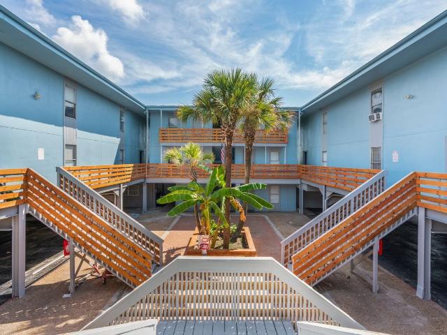 Apartment for rent in Galveston