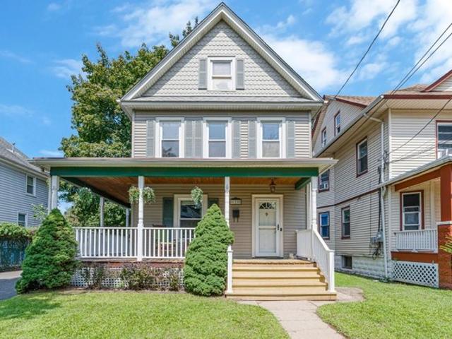 House for sale in Dunellen, New Jersey