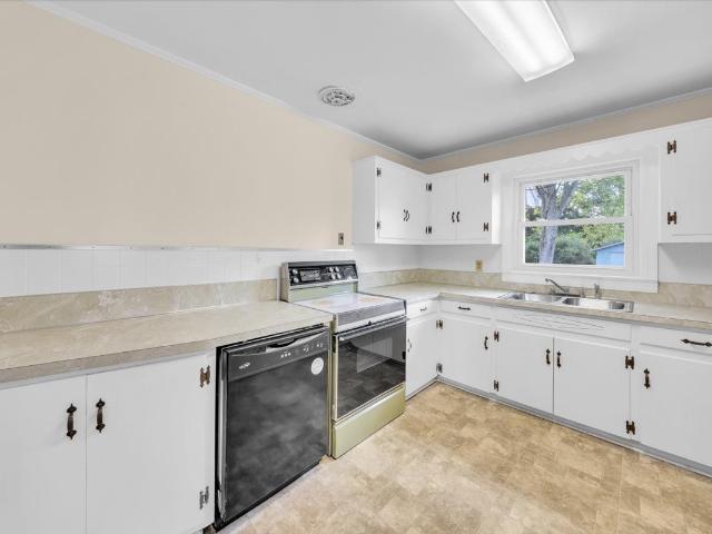 House for sale in West Meade, Manchester