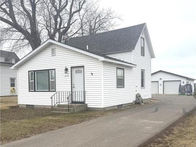 House for sale in Henning, Minnesota