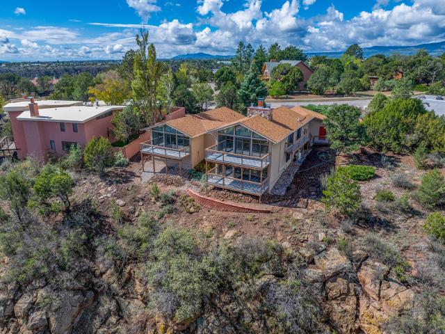 House for sale in East Barranca Mesa, Los Alamos