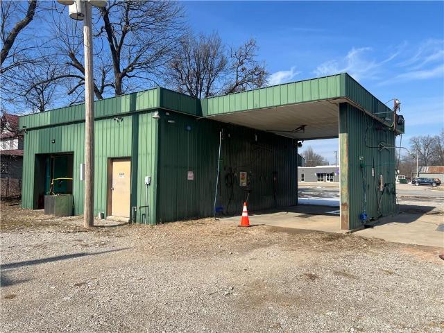 Commercial for sale in Kansas