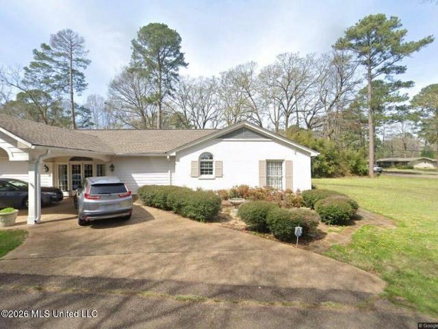 House for sale in Forest, Mississippi