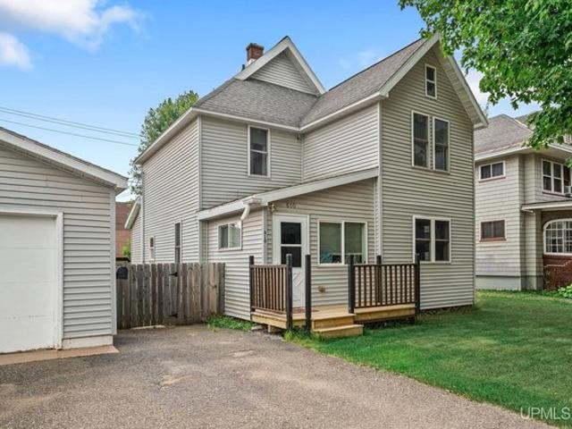 House for sale in Ishpeming, Michigan