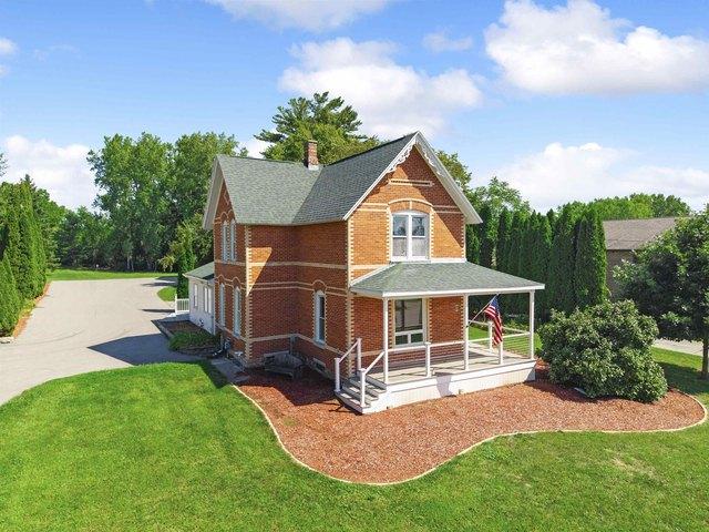 House for sale in Oconto Falls, Wisconsin