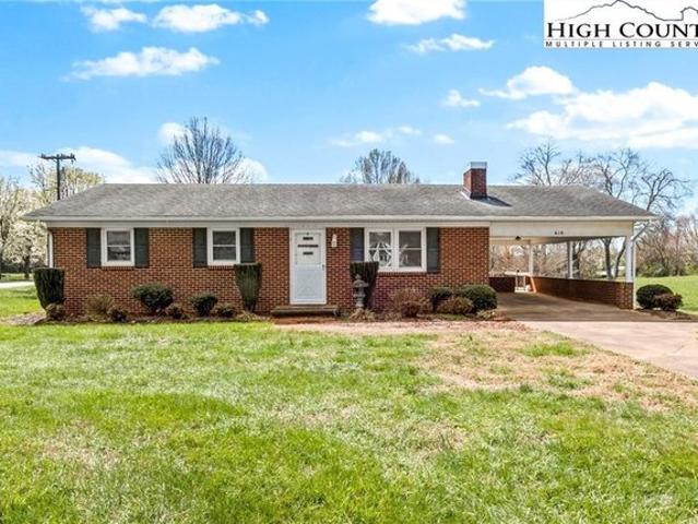 House for sale in Boonville, North Carolina