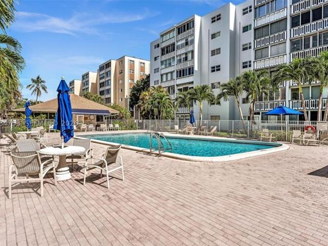 Condo for sale in Hallandale, Florida