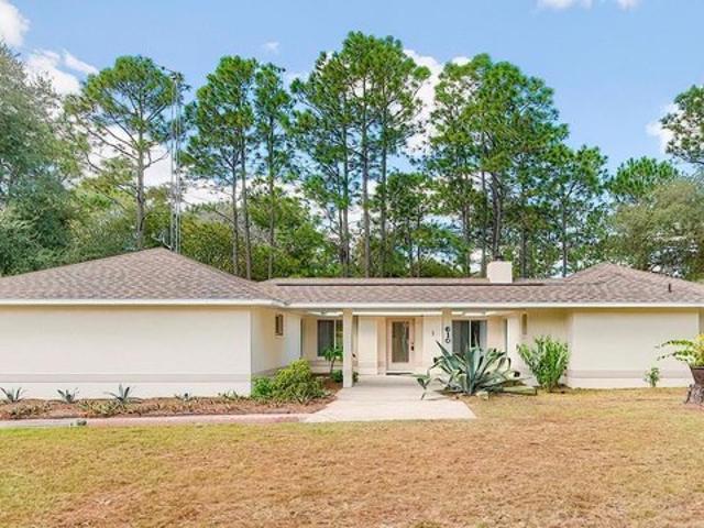 House for sale in Morriston, Florida