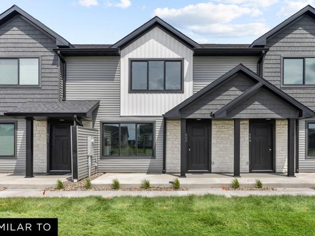 Townhouse for sale in Ankeny, Polk County