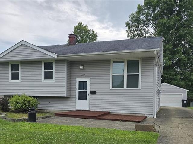 House for sale in Youngstown, Mahoning County