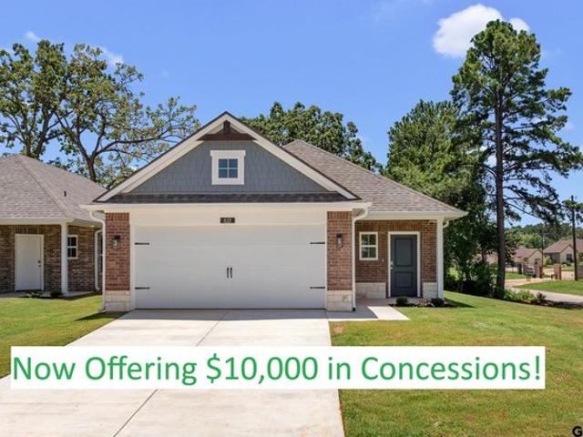 House for sale in Henderson, Texas
