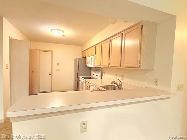 Condo for sale in Grand Blanc, Michigan