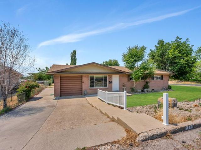 House for sale in Pleasant Grove, Utah