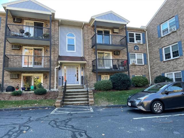 Condo for rent in Holbrook, Massachusetts