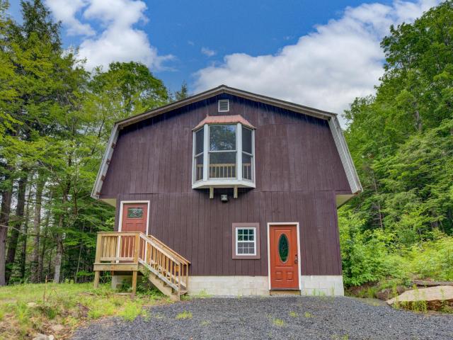 House for sale in Lake Pleasant, New York