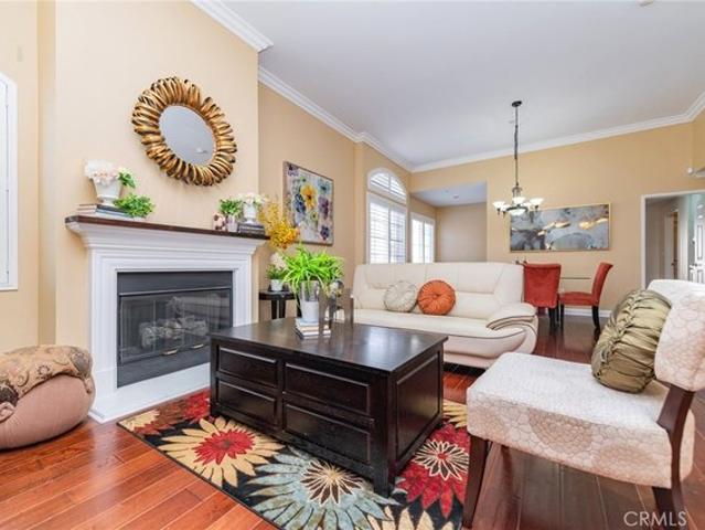 Condo for sale in Canoga Park, California