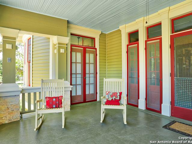 House for sale in Comfort