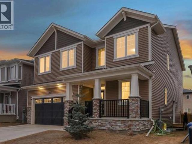 House for sale in Airdrie