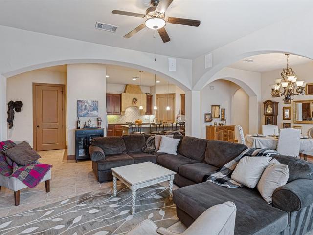 Condo for sale in Las Colinas, Irving