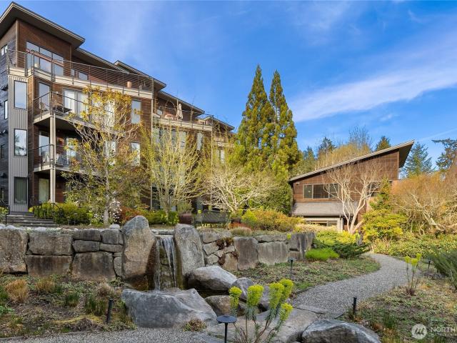 Condo for sale in Bainbridge Island, Washington